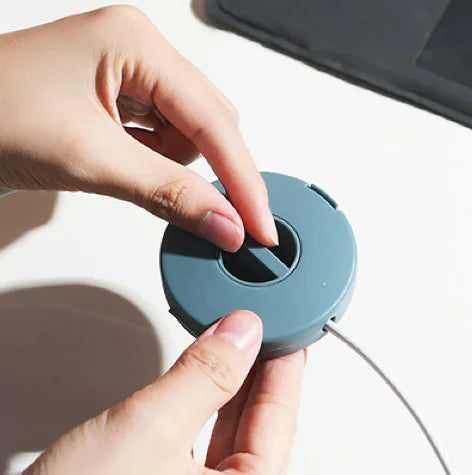 Rotating Cable Organizer